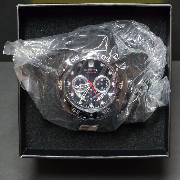 Invicta Pro Diver SCUBA Men's Watch - 48mm Black (37231) - Black, Red, and White - Picture 6 of 10